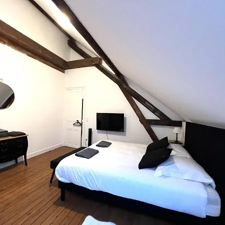 L'hotel Des Ventes Chativesle Lägenhet Reims