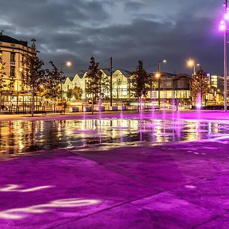 L'hôtel Des Ventes Chativesle * Reims