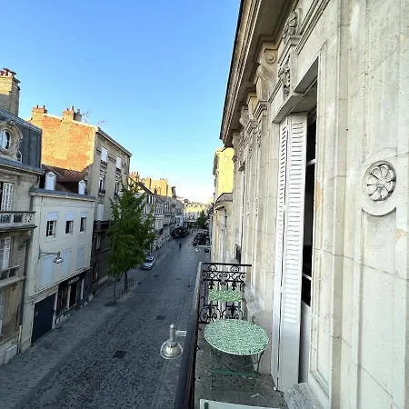 L'hôtel Des Ventes Chativesle * Reims