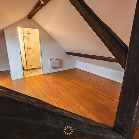 L'hotel Des Ventes Chativesle Apartmán