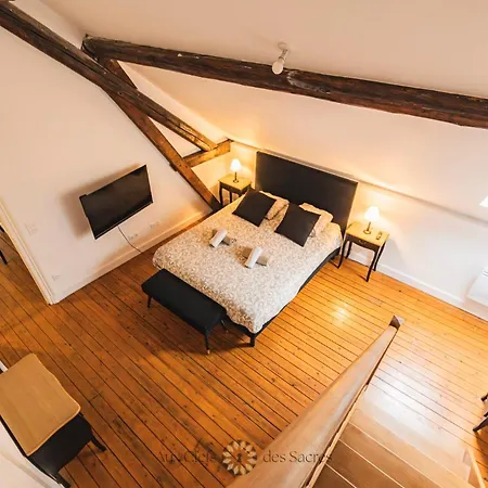 L'hôtel Des Ventes Chativesle