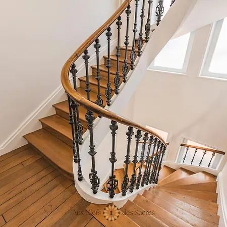 L'hôtel Des Ventes Chativesle Reims