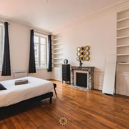 L'hôtel Des Ventes Chativesle