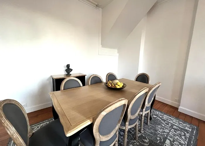 L'hotel Des Ventes Chativesle Reims