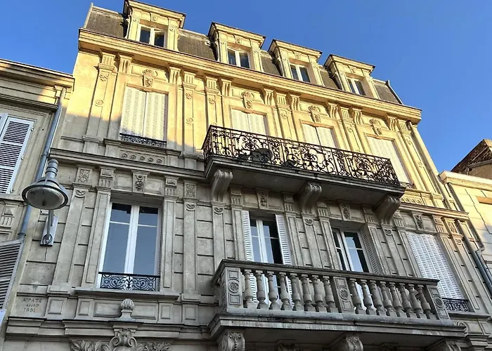 Apartment L'hotel Des Ventes Chativesle Reims