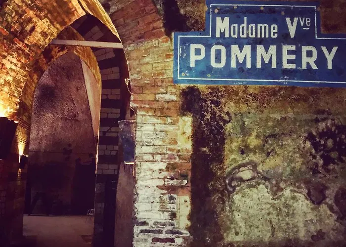 L'hotel Des Ventes Chativesle * Reims