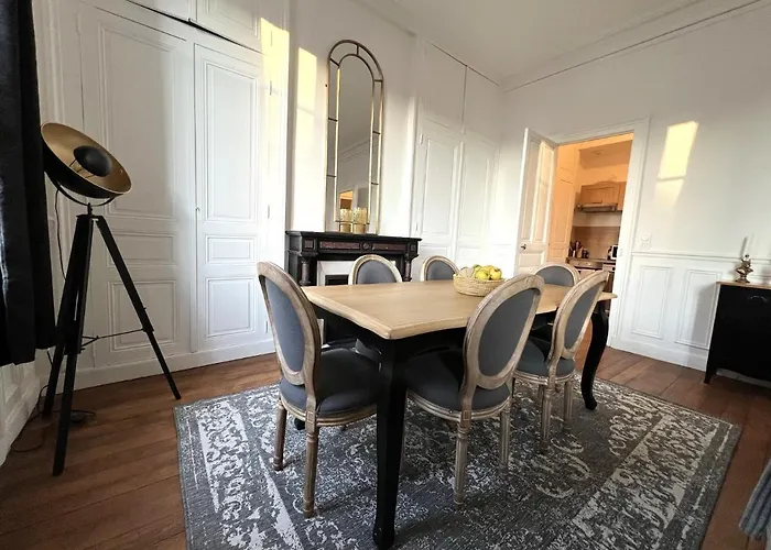 L'hotel Des Ventes Chativesle *