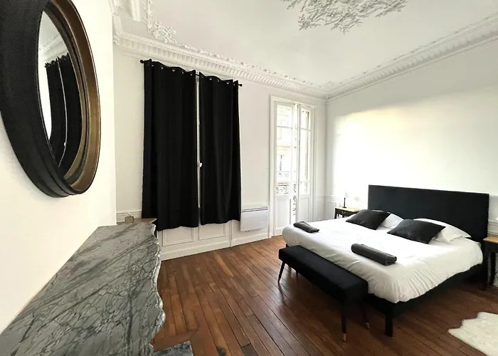 L'hotel Des Ventes Chativesle Apartment *