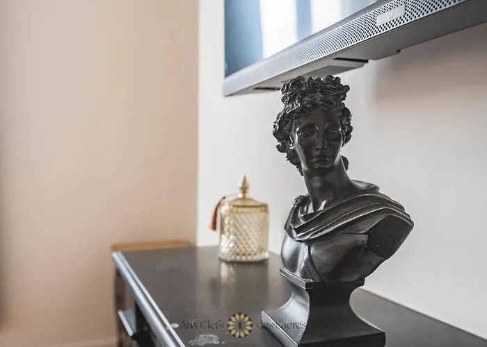 Apartment L'hotel Des Ventes Chativesle Reims