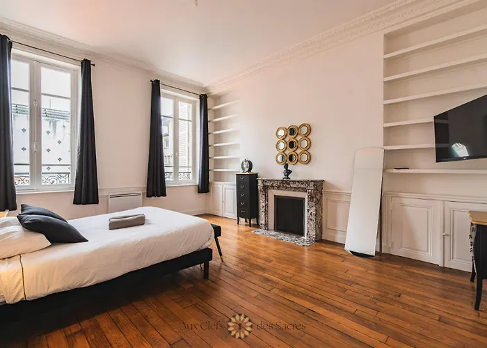 L'hotel Des Ventes Chativesle