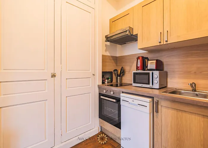 L'hotel Des Ventes Chativesle Apartment Reims