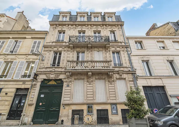 L'hotel Des Ventes Chativesle *